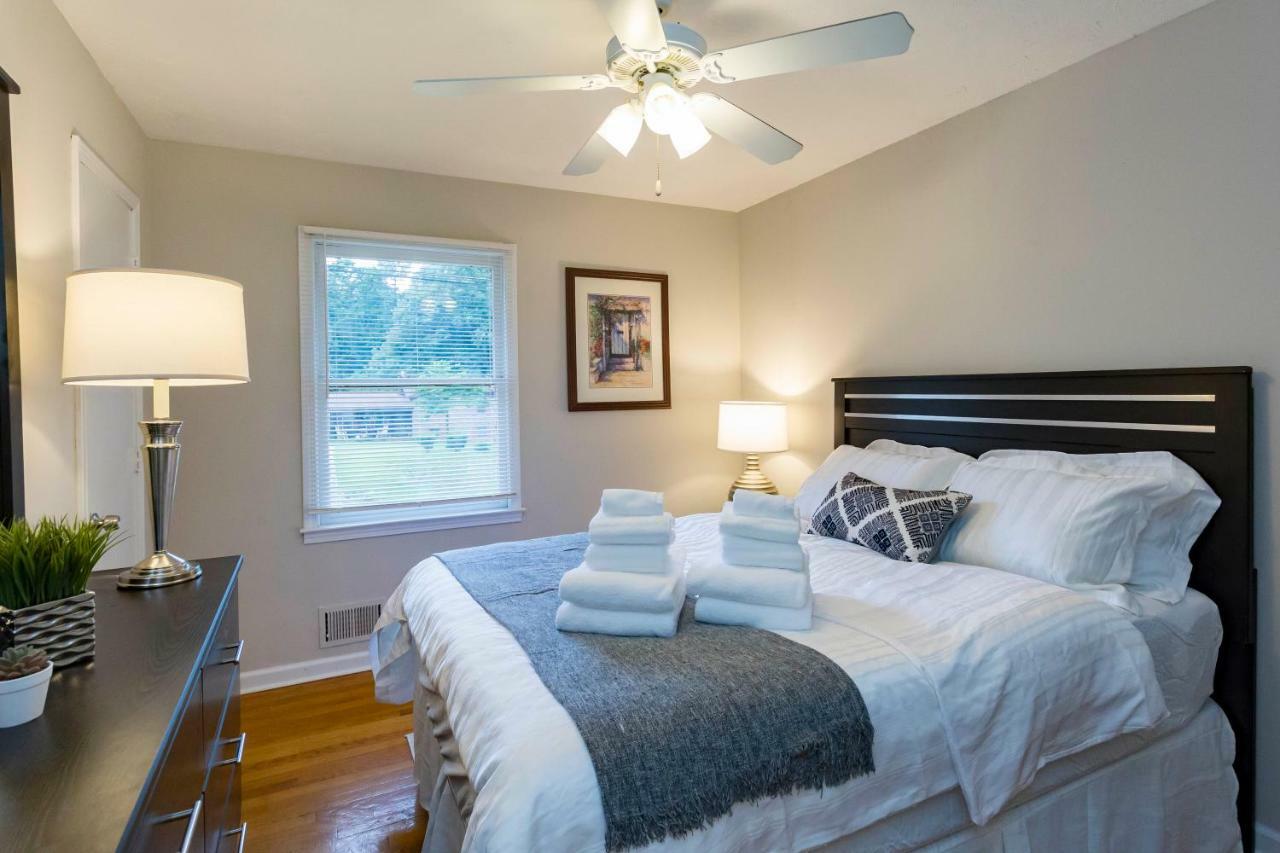 Luxury Home W/Gameroom Kingsizebed Near Six Flags Austell Exterior foto